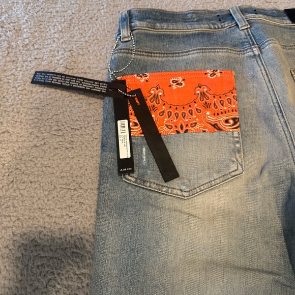 AMIRI Vintage Bandana Artpatch Jeans Clay Indigo 31x34” - Picture 10 of 16